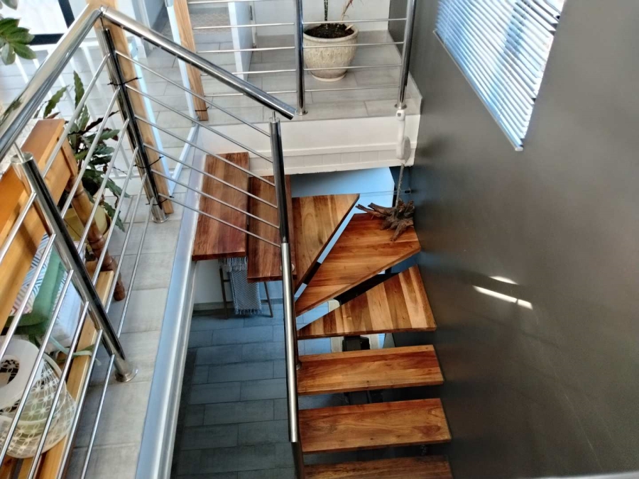 To Let 3 Bedroom Property for Rent in Fraaiuitsig Western Cape